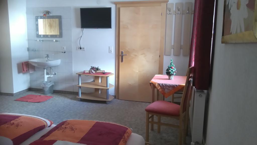Ferienwohnungen Egger Zell am Ziller Buitenkant foto